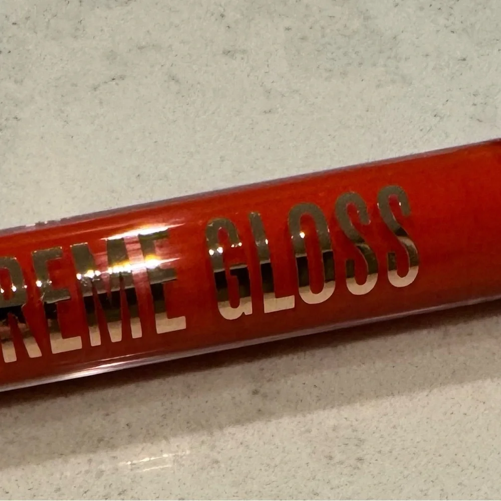 JEFFREE STAR COSMETICS SUPREME LIP GLOSS (EVERYBODY KNOWS) FULL PIGMENT LIPGLOSS